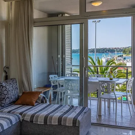 Sea View Apartments Apartman *
